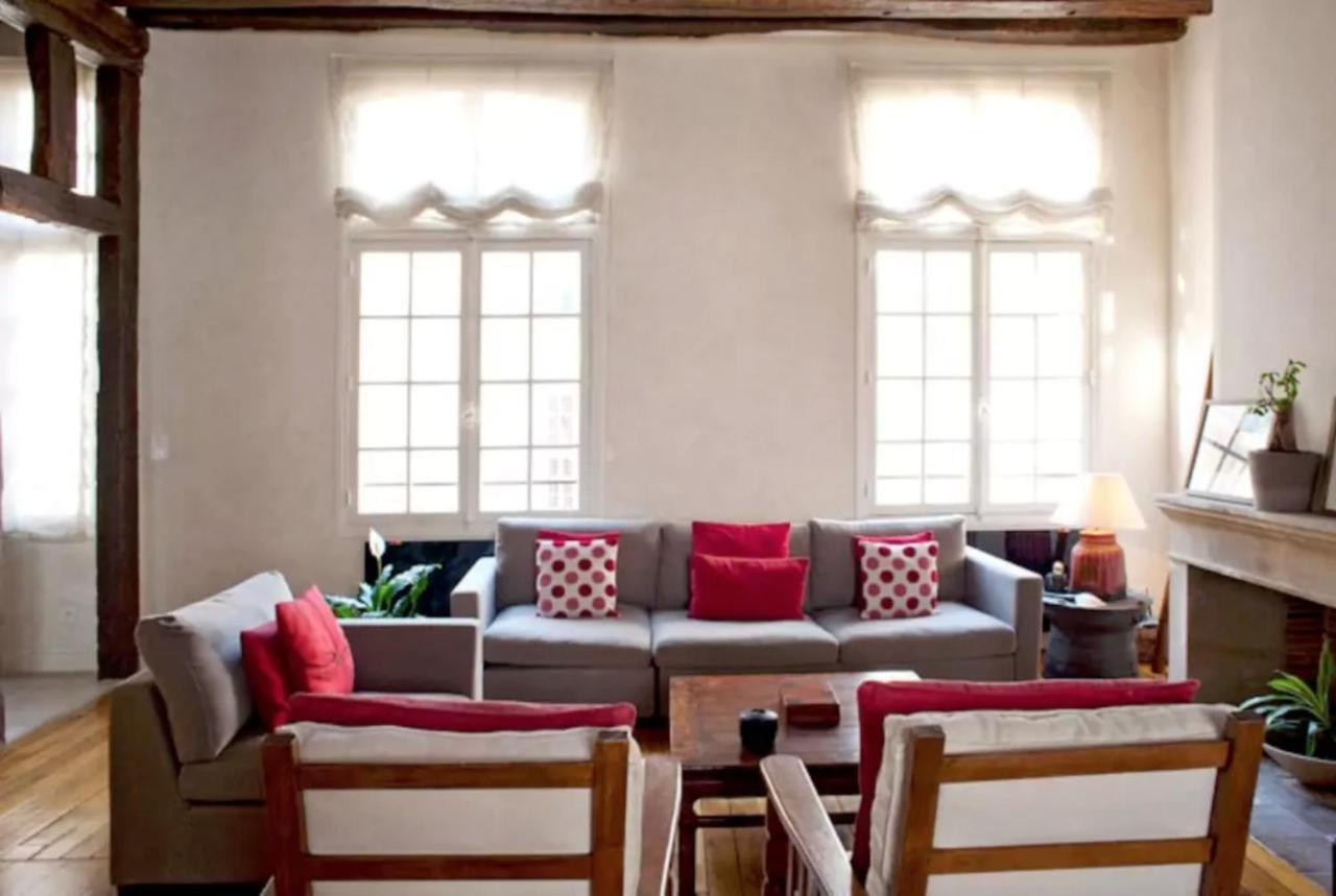パリCharming Cosy Triplex In Trendy Maraisアパートメント エクステリア 写真